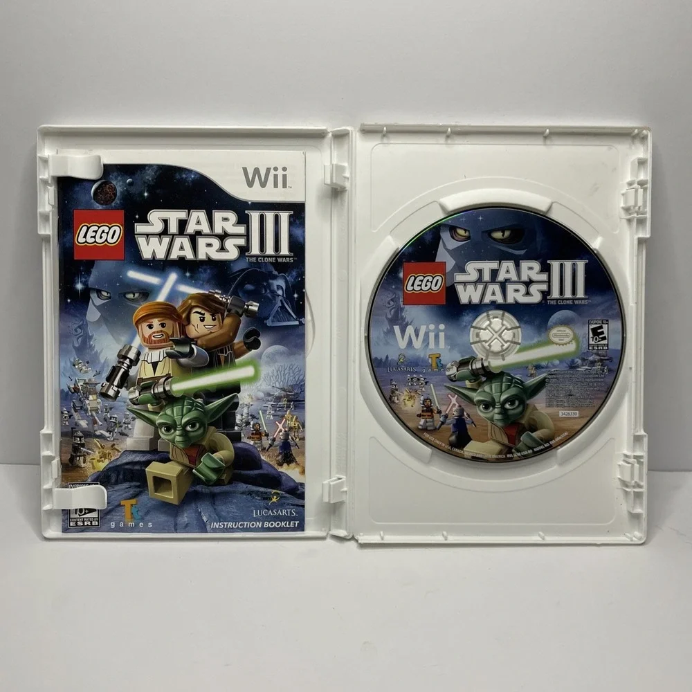 LEGO Star Wars III: The Clone Wars w/ Disc & Case Nintendo Wii E10+ NTSC-U/C